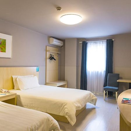 Jingjiang Inn Shanghai Minsheng Road Εξωτερικό φωτογραφία