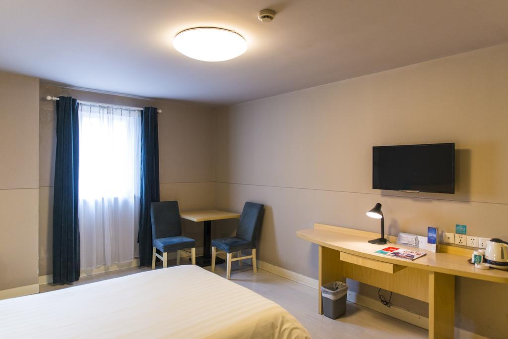 Jingjiang Inn Shanghai Minsheng Road Εξωτερικό φωτογραφία